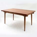 AT-312 Wegner Dining table