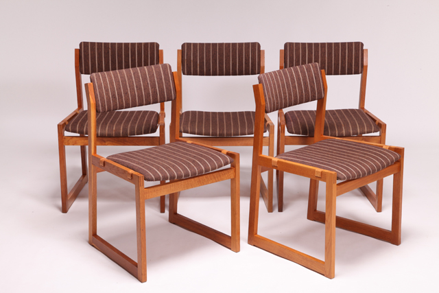 Dining chairs in oak by Kurt Østervig