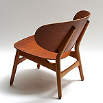 shell chair by Hans J. Wegner