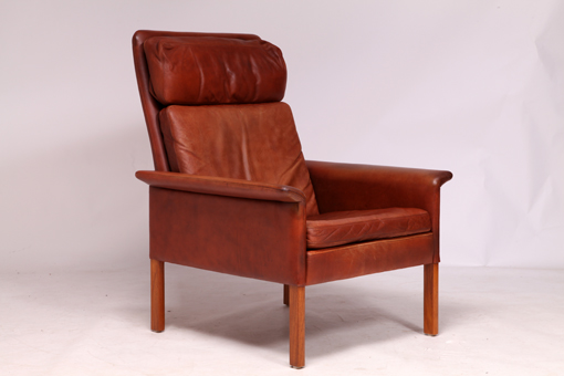 Model 500 lounge chair by Hans Olsen