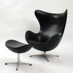 The egg chair with ottoman