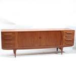 Sideboard　by Johannes Andersen