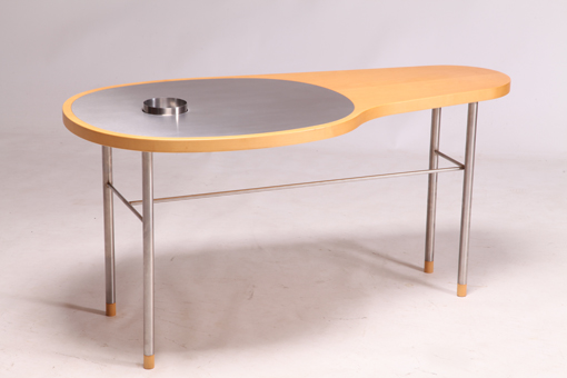 Ross coffee table by Finn Juhl