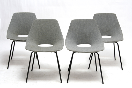 Tonneau chairs