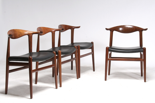 Cowhorn Chairs JH 505 by Hans J. Wegner