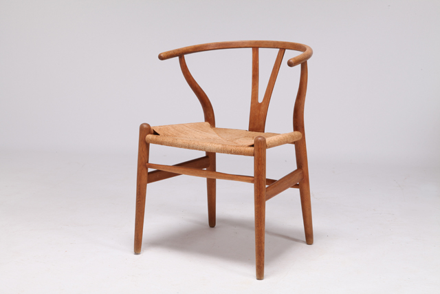 Y chair CH24 by Hans J. Wegner