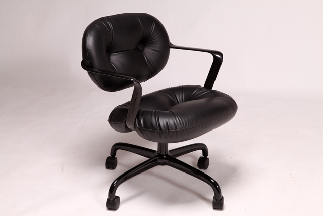 Model2338 swivel desk chair by Andrew Morrison