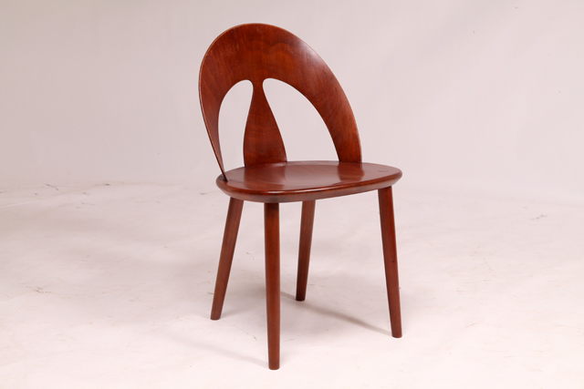 J45 shell chair by Børge Mogensen