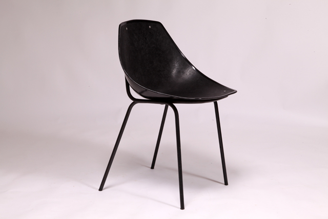 Coquillage dining chair by Pierre Guariche