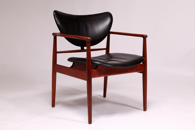 Model NV 48 armchair in teak by Finn Juhl