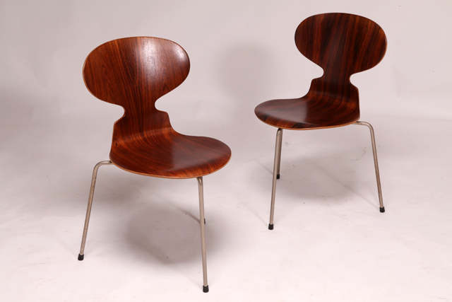 Model 3100 Ant chair in rosewood by Arne Jacobsen