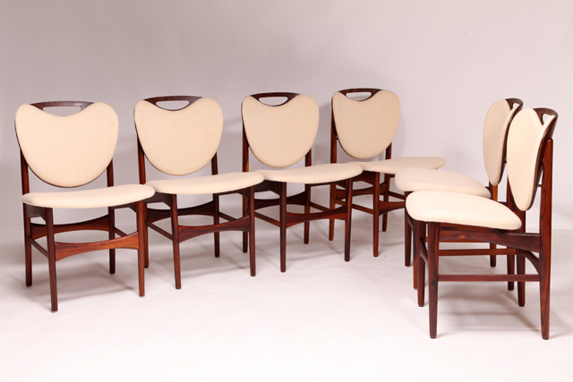 Dining chairs in rosewood by Arne Hovmand-Olsen