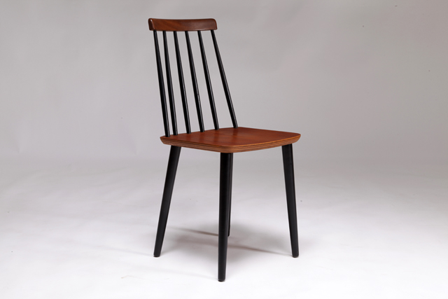 Spindle back chair