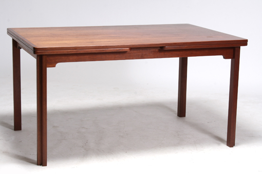 Dining table by Børge Mogensen