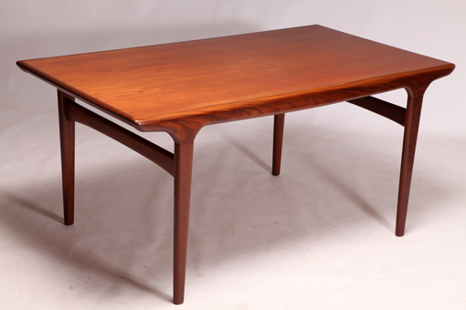 Dining table by Johannes Andersen