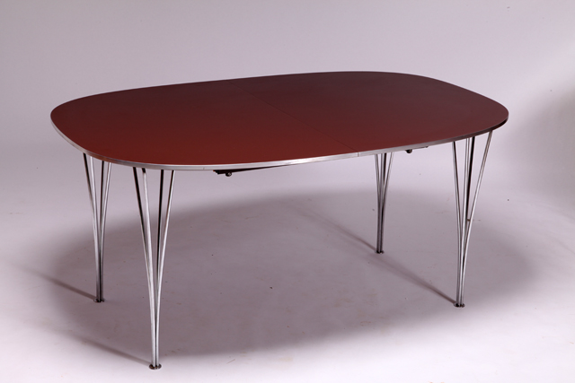 Super ellipse table with 2 extension leaves by Piet Hein & Bruno Mathsson