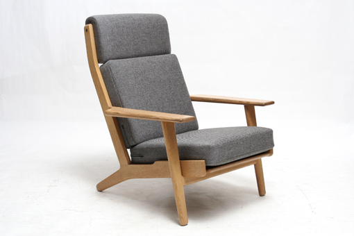 GE-290 by Hans J. Wegner