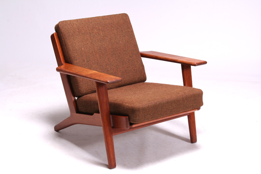 GE290 in teak by Hans J. Wegner