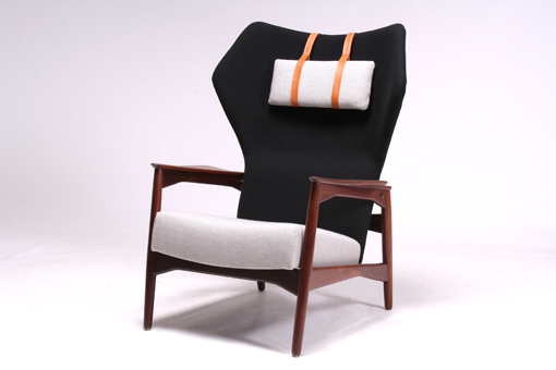High back lounge chairs by Ib Kofod-Larsen