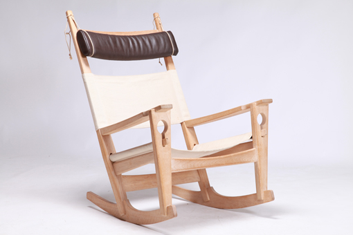 Model 675 Keyhole rocking chair by Hans J Wegner