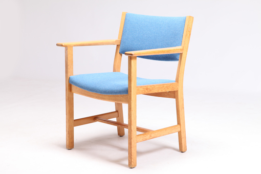 Armchair by Hans J. Wegner