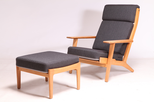GE290 with ottoman by Hans J. Wegner