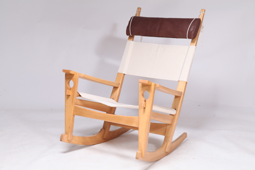 Model 675 Keyhole rocking chair by Hans J. Wegner