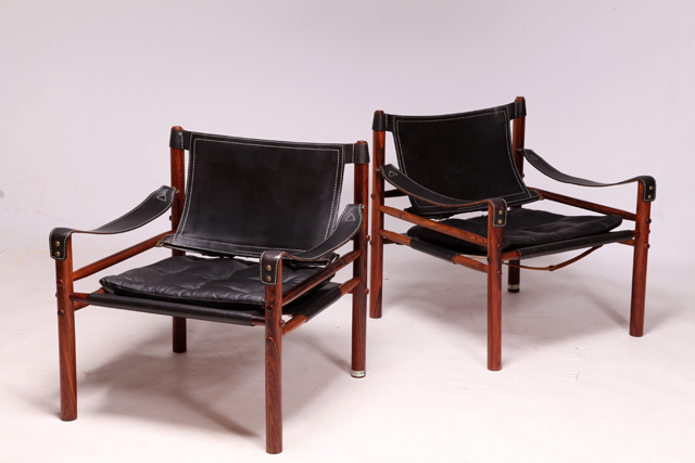 Sirocco safari chair in rosewood by Arne Norell　