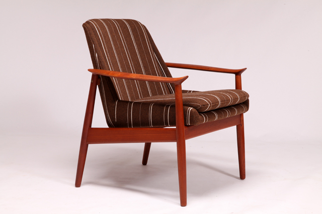 Model 810 easy chair by Arne Vodder & Anton Borg