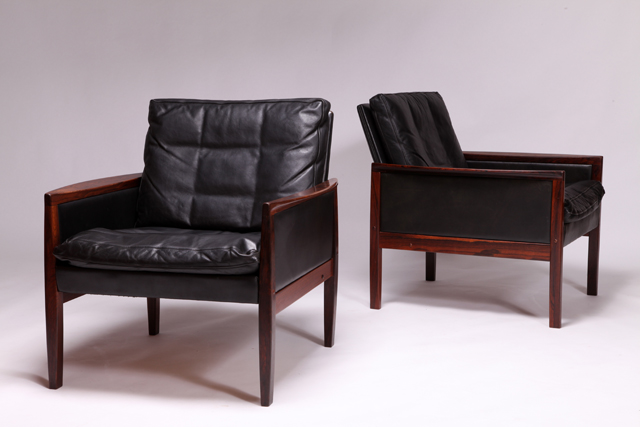 Easy chair in rosewood by Hans Olsen