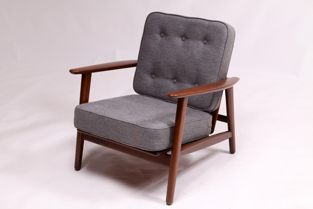 GE233 easy chair by Hans J. Wegner