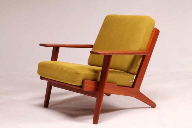 GE290 in teak by Hans J. Wegner