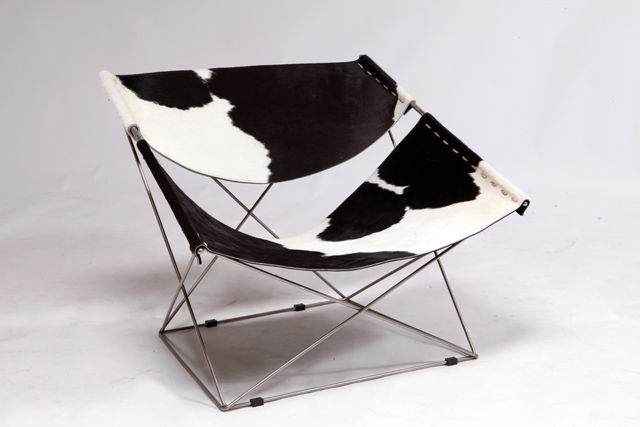 Model F675 butterfly lounge chair by Pierre Paulin