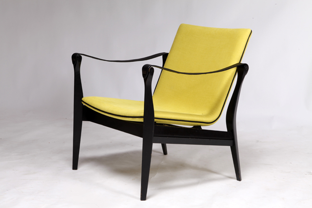 Model4305 Safari chair by Karen & Ebbe Clemmensen