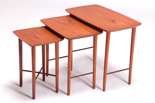 Nesting tables in Teak