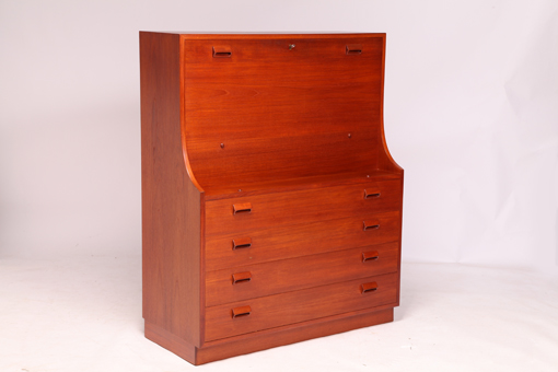 Bureau in teak by Børge Mogensen