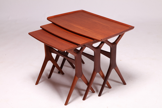 Nesting tables in teak by Johannes Andersen