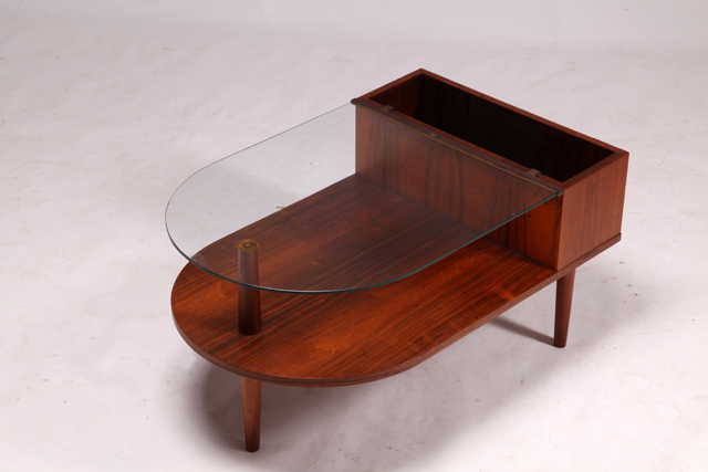 Side table with planter in rosewood