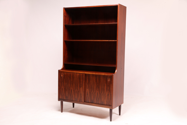 Bookcase with cabinet in rosewood