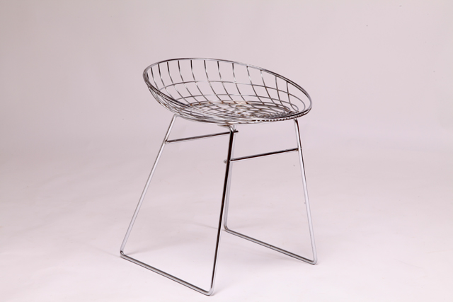 KM05 wire stool by Cees Braakman & A. Dekker