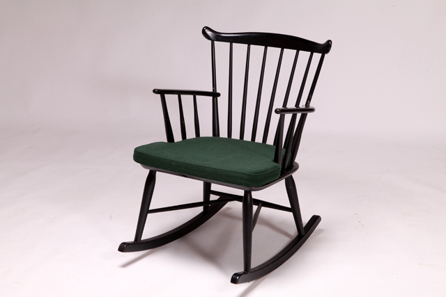 Rocking chair J52 by Børge Mogensen