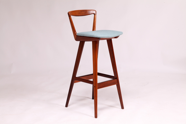 Bar stool in rosewood by Henry Rosengren Hansen