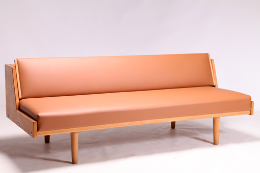 GE258 Daybed by Hans J. Wegner