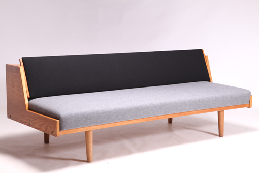 GE258 Daybed by Hans J. Wegner