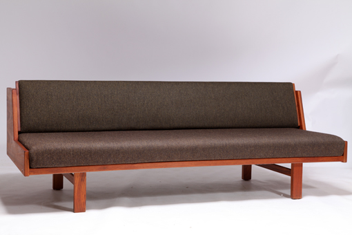 GE258 Daybed in teak by Hans J. Wegner