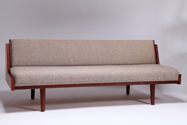 GE258 Daybed in teak by Hans J. Wegner