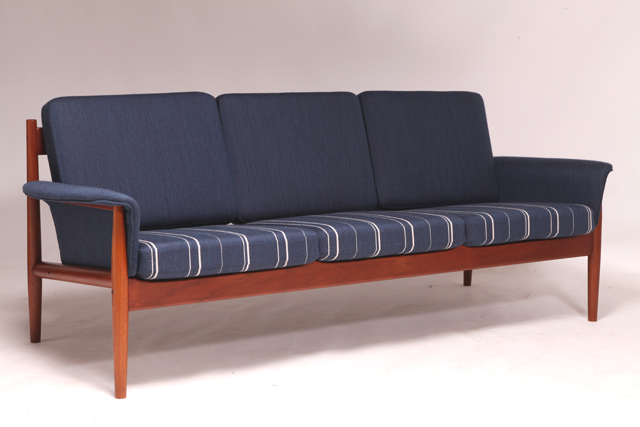 Model 168 Grand Danois sofa in teak by Grete Jalk