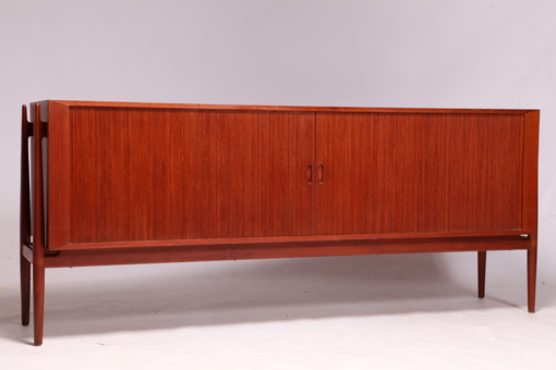 NV 54 sideboard by Niels Vodder