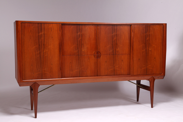 Sideboard in rosewood by Johannes Andersen