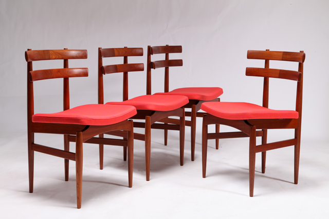 Model 30 dining chair in teak by Poul Hundevad